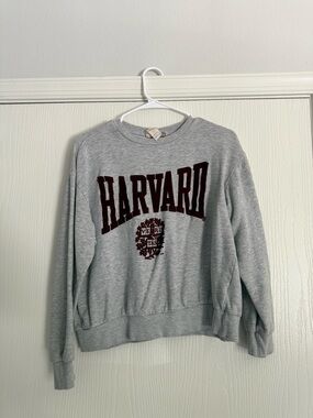 H&M Light Gray Ribbed-Neck Sweatshirt